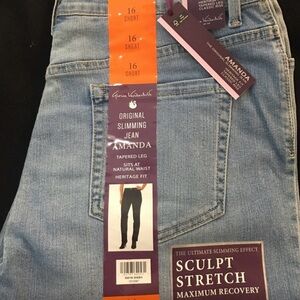 Gloria Vanderbilt, Classic Rise, Sculpting Jeans